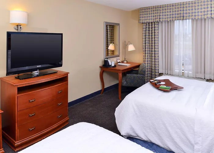 Hampton Hotel 3*